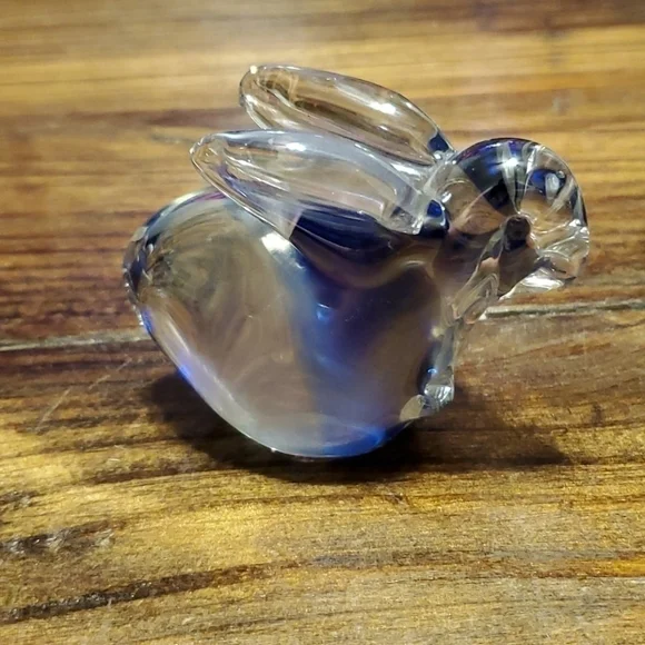 GLASS Rabbit Paperweight - Picture 1 of 5